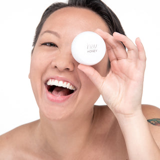 LOOK INTO MY EYES - Retinol and Propolis Eye Mask - Hey Honey Beauty