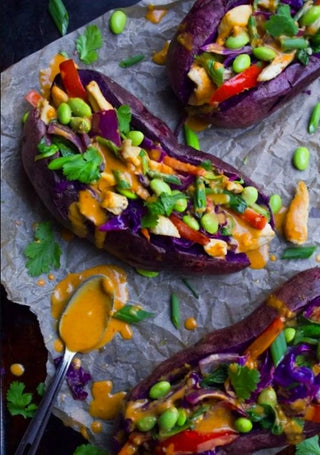 Thai Veggie Stuffed Sweet Potatoes With Spicy Peanut Sauce - Hey Honey Beauty